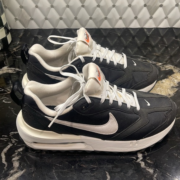 Nike Air Max Dawn size 8 black - Picture 4 of 6